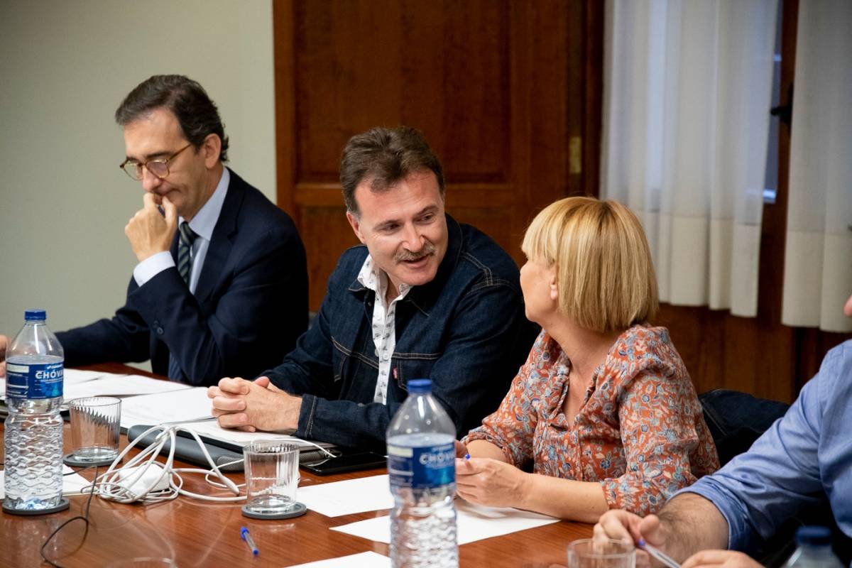 Giuseppe Grezzi y Pilar Soriano, consejeros de Compromís -a falta de Lucía Beamud-. Foto: KIKE TABERNER.