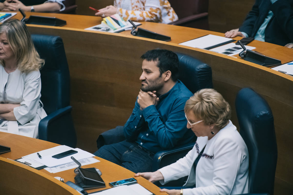 El titular de Educación, Vicent Marzà, y la consellera de Sanidad, Ana Barceló. Foto: KIKE TABERNER
