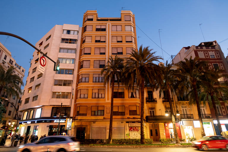 El edificio donde se emplazará el nuevo hotel de Comatel. Foto: KIKE TABERNER.