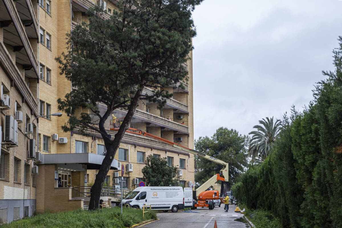 Obras de adecuación de la Escuela de Enfermería días atrás. Foto: EVA MÁÑEZ