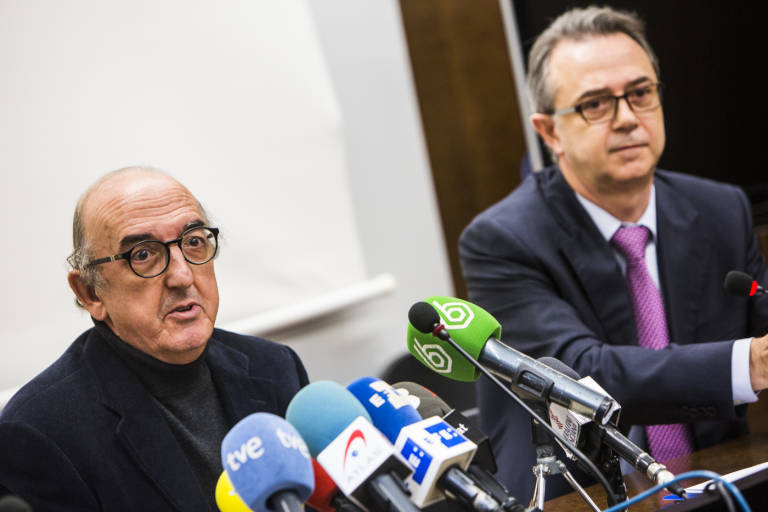 Jaume Roures junto al exsecretario autonómico de Comunicación del Consell, José María Vidal. Foto: EVA MAÑEZ