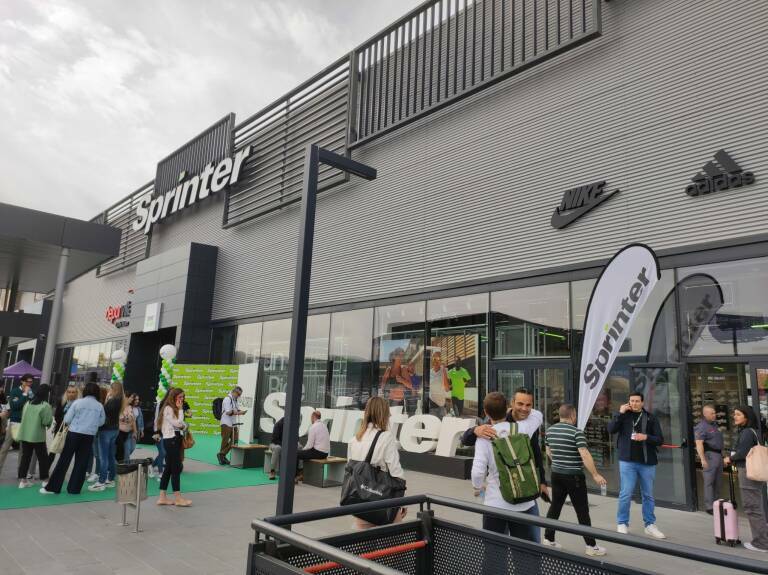 Fachada de la macrotienda de Sprinter en Alcorcón, inaugurada hace dos semanas. Foto: AP