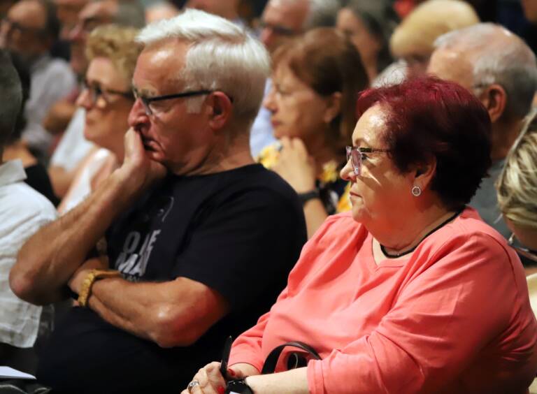 El exalcalde de València, Joan Ribó, y la presidenta de la FAAVV, María José Broseta. Foto: Federació d'Associacions Veïnals de València