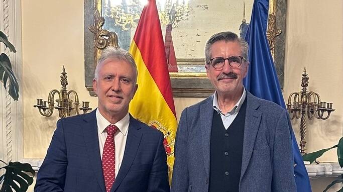 El ministro Torres con José María Ángel. Foto: MINISTERIO DE POLÍTICA TERRITORIAL