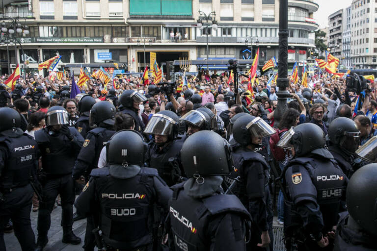 Imagen de archivo de la manifestación del 9 d'Octubre de 2017. Foto: EVA MÁÑEZ