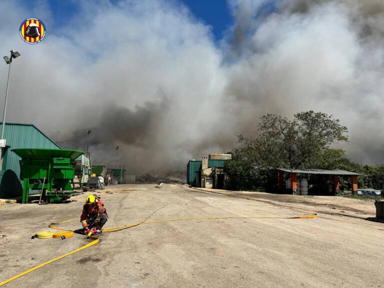 La planta de San Antonio de Requena a fecha de 16 de abril. Foto: CONSORCIO PROVINCIAL DE BOMBEROS